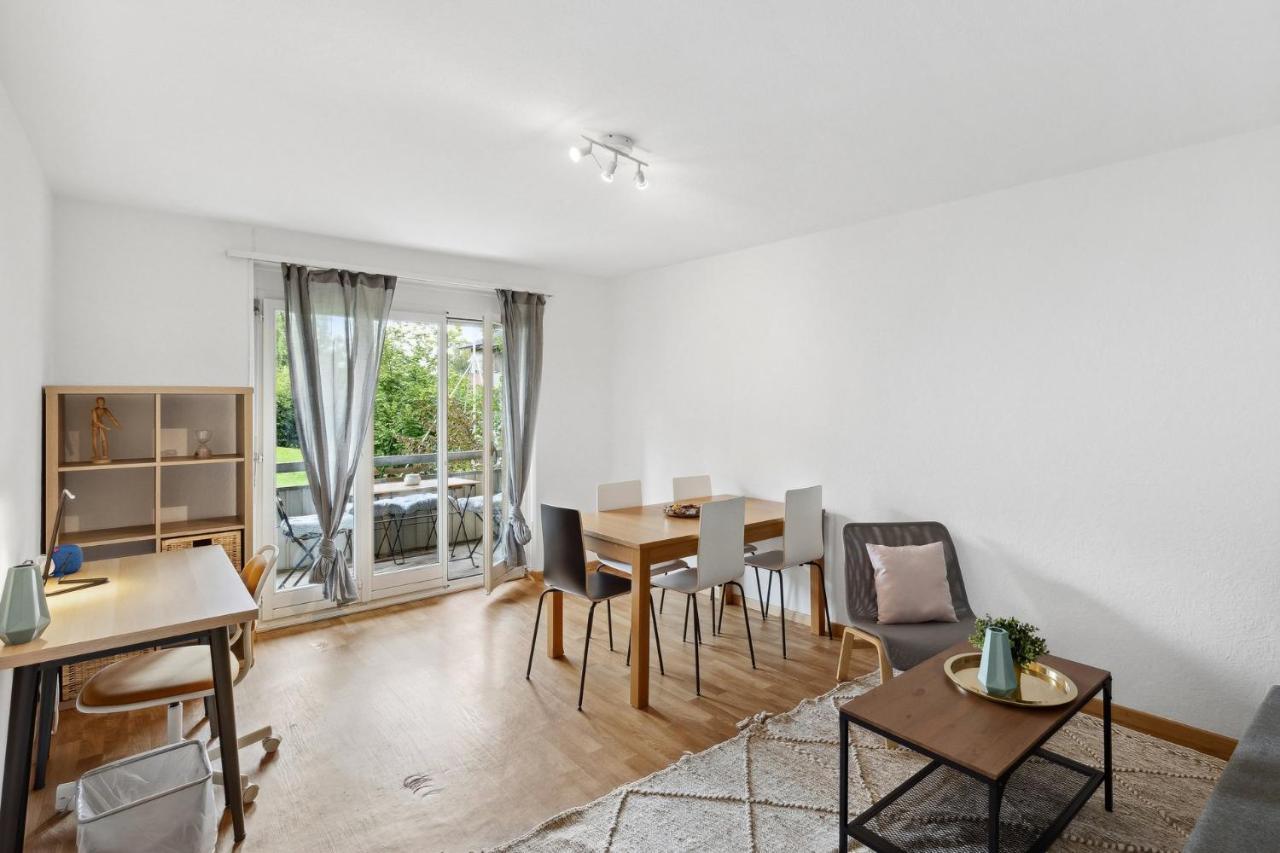 Zurich Urban Charm: Your Comfy Stay Close To The City Экстерьер фото