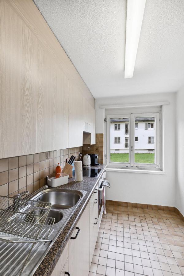 Zurich Urban Charm: Your Comfy Stay Close To The City Экстерьер фото