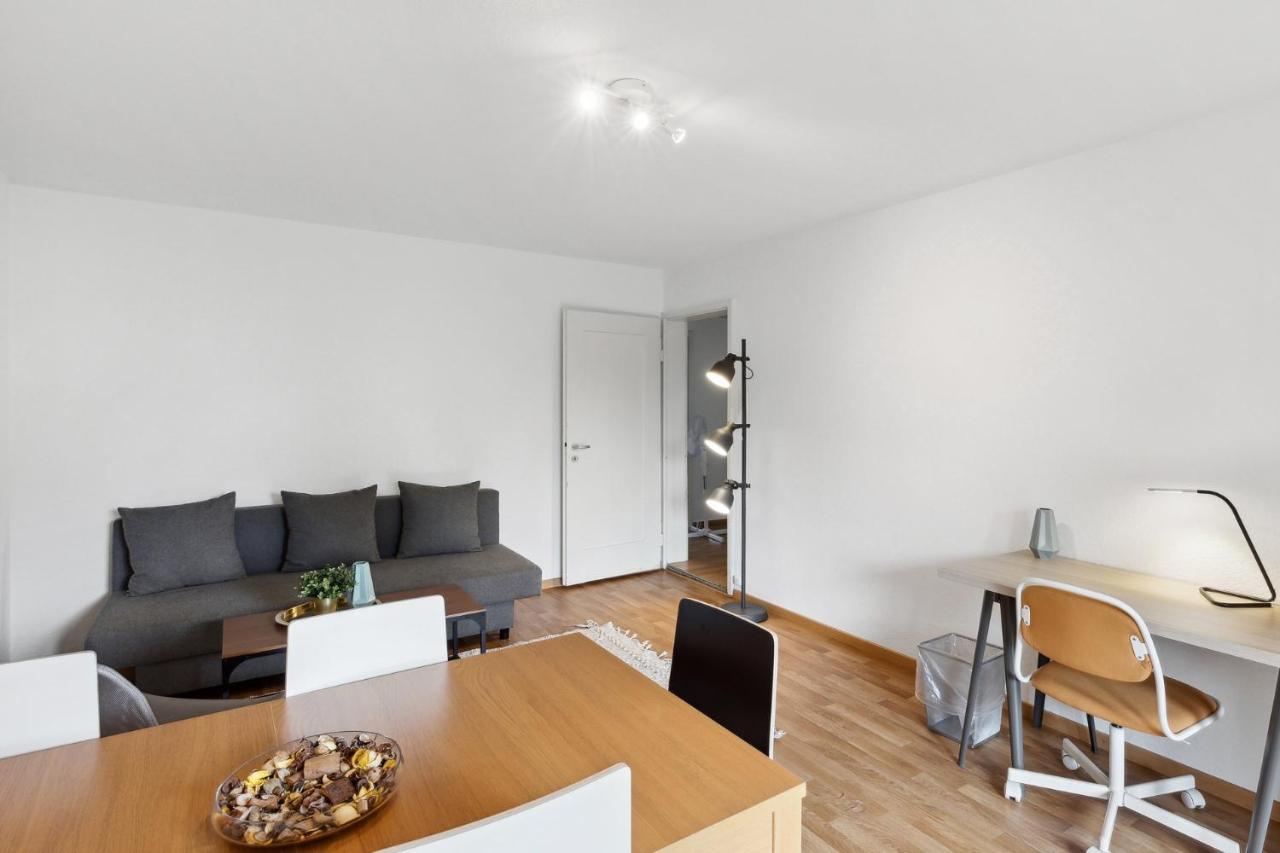Zurich Urban Charm: Your Comfy Stay Close To The City Экстерьер фото